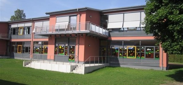 hinter-der-schule